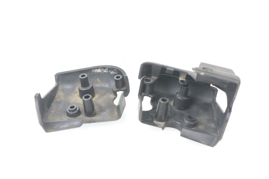 photo de MASTER CYLINDER COVER  APRILIA ATLANTIC 125 (2003 - 2009) - Component detail