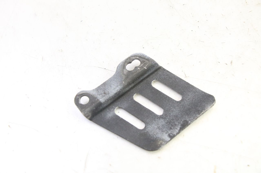 photo de MASTER CYLINDER COVER BSE DIRTBIKE PH10L 125 - Zoom on usage condition