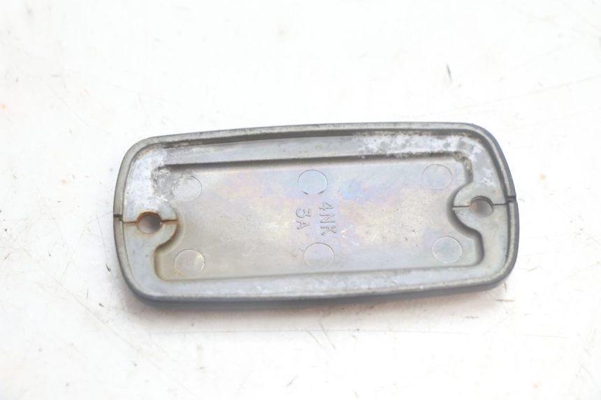 photo de MASTER CYLINDER COVER HONDA FJS SILVER WING SILVERWING 400 (2005 - 2008) - Alternative perspective