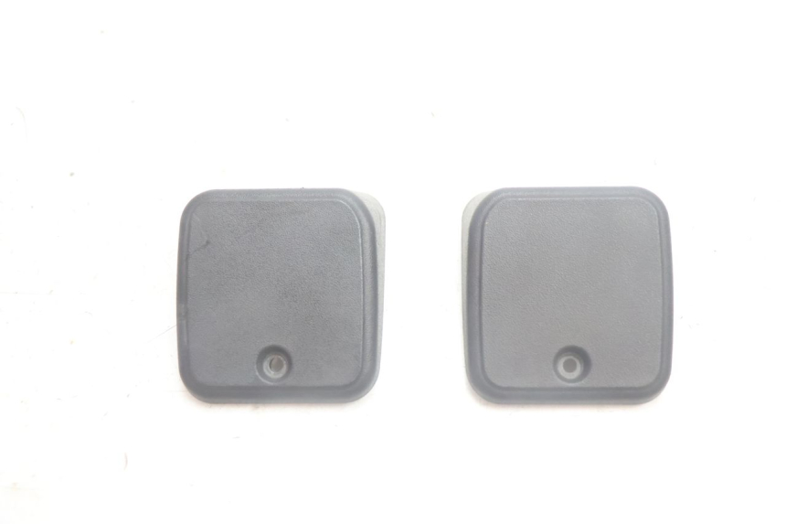 photo de MASTER CYLINDER COVER  PIAGGIO MP3 125 (2006 - 2014) - Main view