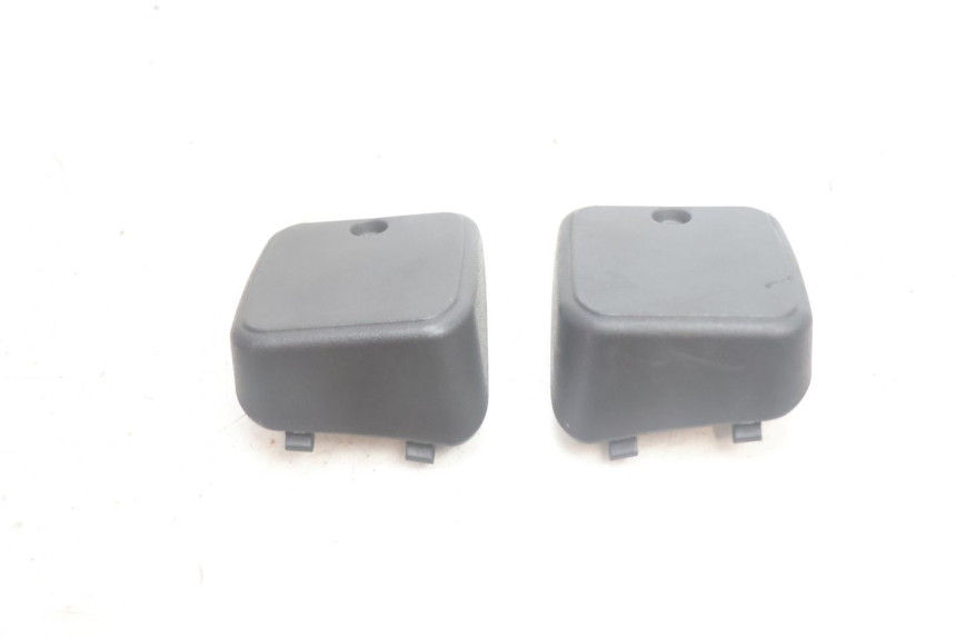 photo de MASTER CYLINDER COVER  PIAGGIO MP3 125 (2006 - 2014) - Component detail