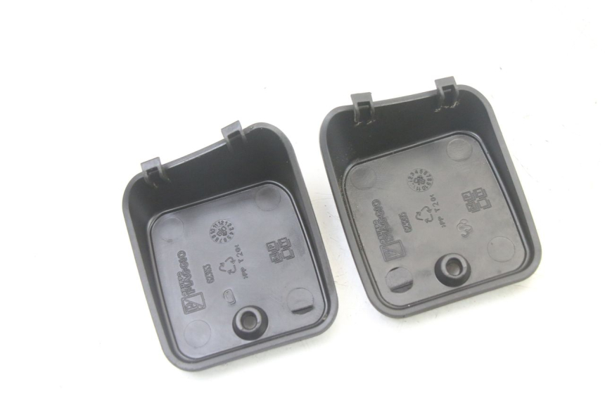 photo de MASTER CYLINDER COVER PIAGGIO MP3 LT 400 (2007 - 2012) - Zoom on usage condition