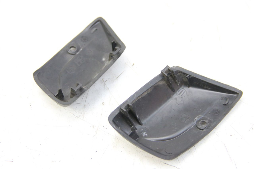 photo de MASTER CYLINDER COVER PIAGGIO XEVO - X EVO 125 (2007 - 2017) - Component detail