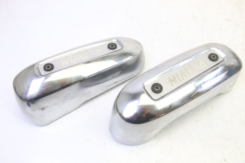 photo de ENGINE COVER HYOSUNG GV AQUILA 125 (2000 - 2009) - Surface and material condition