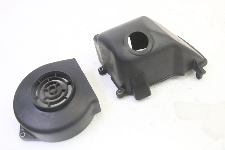 photo de ENGINE COVER PEUGEOT CITYSTAR 50 (2013 - 2017) - Zoom on usage condition