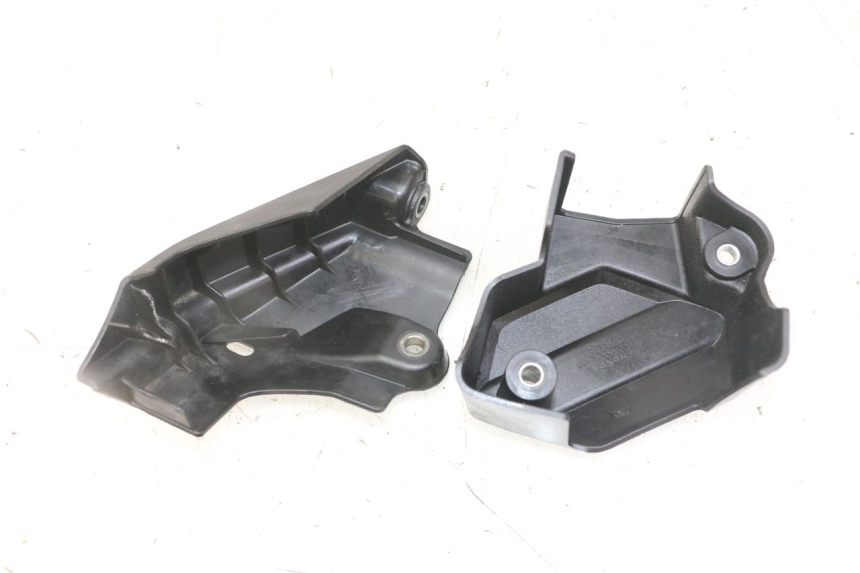 photo de ENGINE COVER HONDA CRF-F CRF F 110 (2019 - 2022) - Alternative perspective