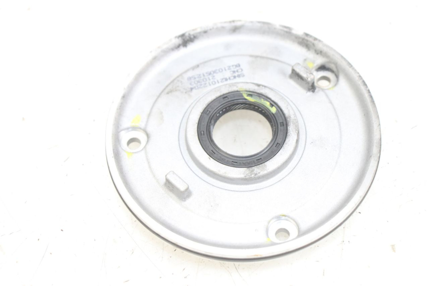 photo de ENGINE COVER PIAGGIO MEDLEY 125 (2016 - 2023) - Component detail