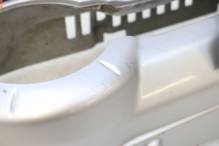 photo de ENGINE COVER PIAGGIO MP3 LT 400 (2007 - 2012) - High-resolution close-up