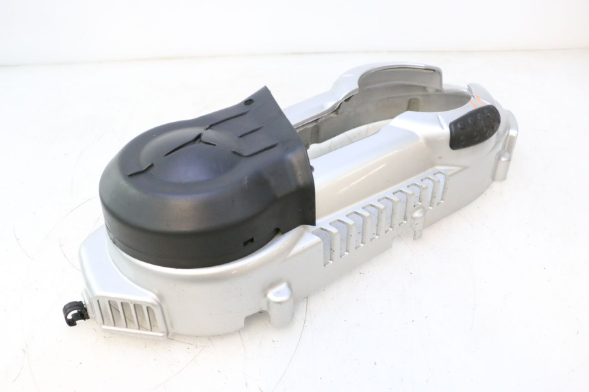 photo de ENGINE COVER PIAGGIO MP3 LT 400 (2007 - 2012) - Detailed visual inspection