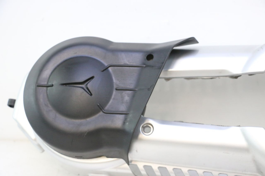 photo de ENGINE COVER PIAGGIO MP3 LT 400 (2007 - 2012) - Markings and original references