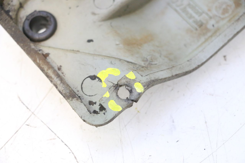 photo de ENGINE COVER MBK NITRO 50 (2004 - 2008) - Fixing points details