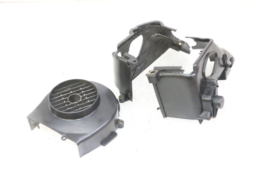 photo de ENGINE COVER PEUGEOT KISBEE 4T 50 (2010 - 2017) - Component detail