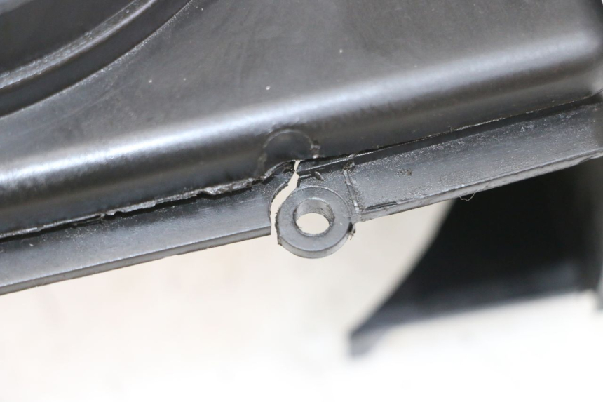 photo de ENGINE COVER PEUGEOT VIVACITY 125 (2010 - 2017) - Component detail