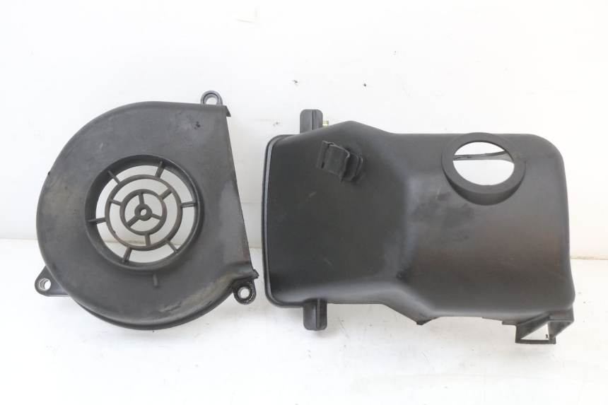 photo de ENGINE COVER PEUGEOT STREETZONE I 2T 50 (2018 - 2020) - Main view