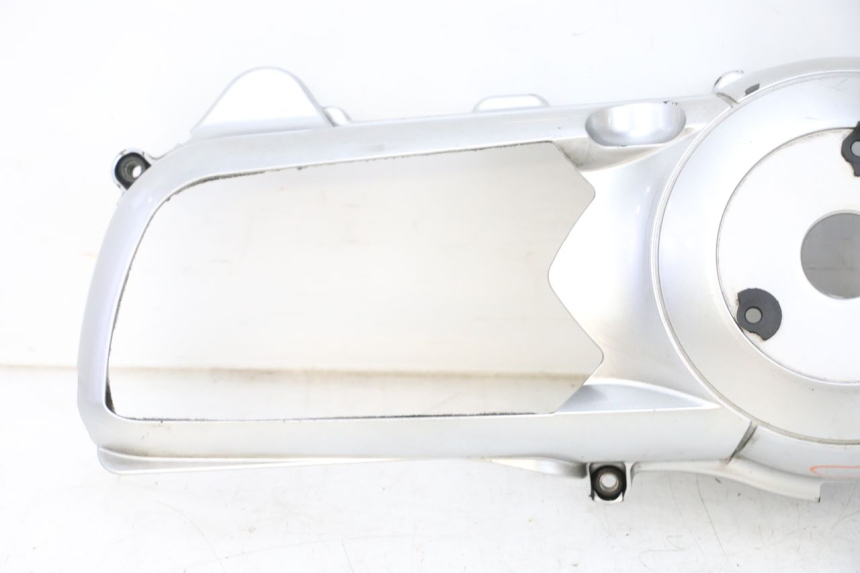 photo de ENGINE COVER PIAGGIO VESPA GTS SUPER IE 125 (2009 - 2016) - Distinctive features