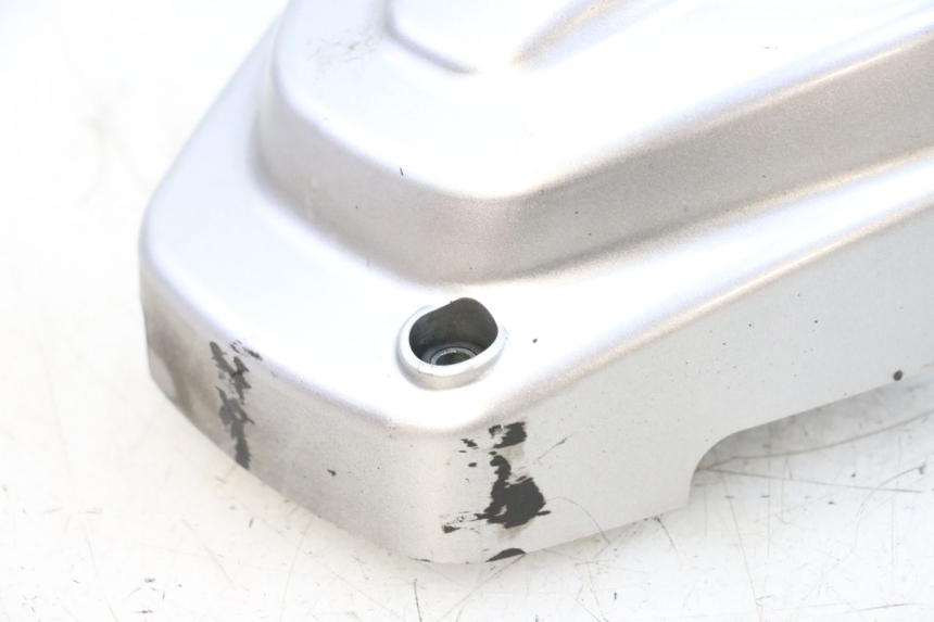 photo de ENGINE COVER PIAGGIO VESPA GTS SUPER IE 125 (2009 - 2016) - Zoom on usage condition