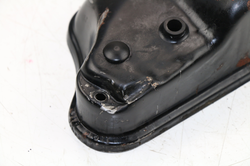 photo de ENGINE COVER PIAGGIO VESPA PX 125 (1997 - 2007) - Alternative perspective