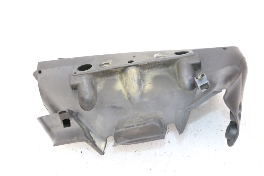 photo de ENGINE COVER YAMAHA XJ6 ABS 600 (2008 - 2016) - Zoom on usage condition