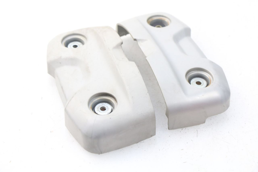 photo de ENGINE COVER HONDA XLV VARADERO 125 (2000 - 2006) - Zoom on usage condition