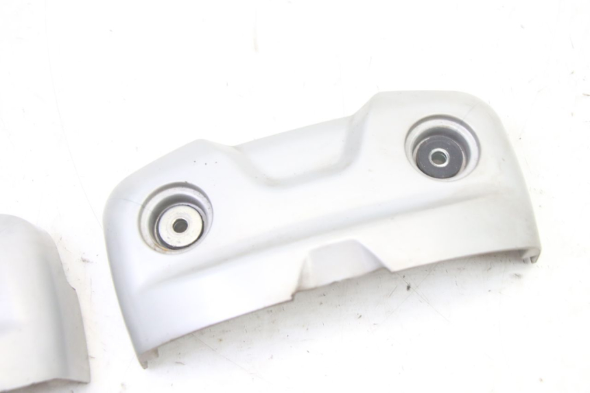 photo de ENGINE COVER HONDA XLV VARADERO 125 (2000 - 2006) - Alternative perspective