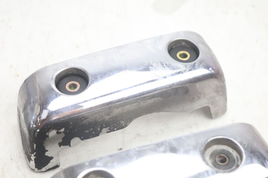 photo de ENGINE COVER YAMAHA XV VIRAGO 535 (1988 - 2004) - Zoom on usage condition