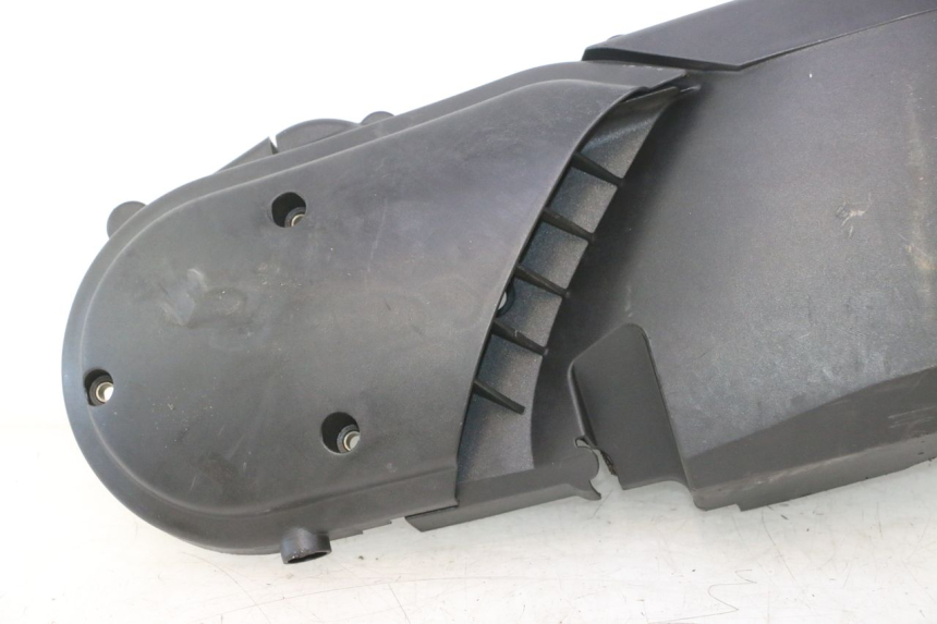photo de ENGINE COVER YAMAHA YP MAJESTY 125 (1998 - 2001) - Fixing points details