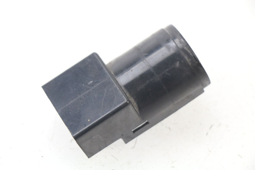 photo de IGNITION SWITCH COVER HONDA BALI EX 100 (1996 - 2000) - Zoom on usage condition