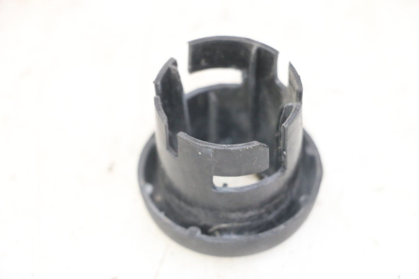 photo de IGNITION SWITCH COVER MBK BOOSTER SPIRIT NAKED 50 (2004 - 2017) - Component detail