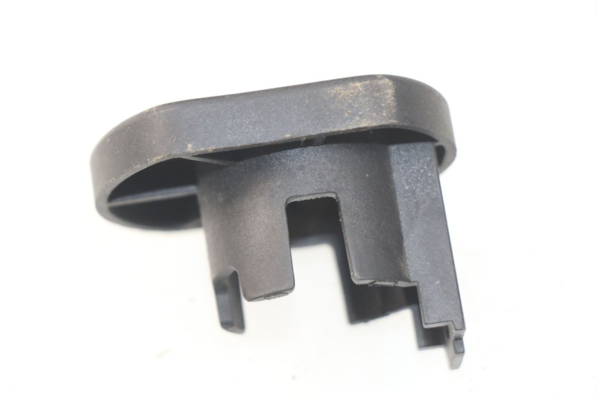 photo de IGNITION SWITCH COVER SYM CROX 4T 50 (2016 - 2023) - Alternative perspective