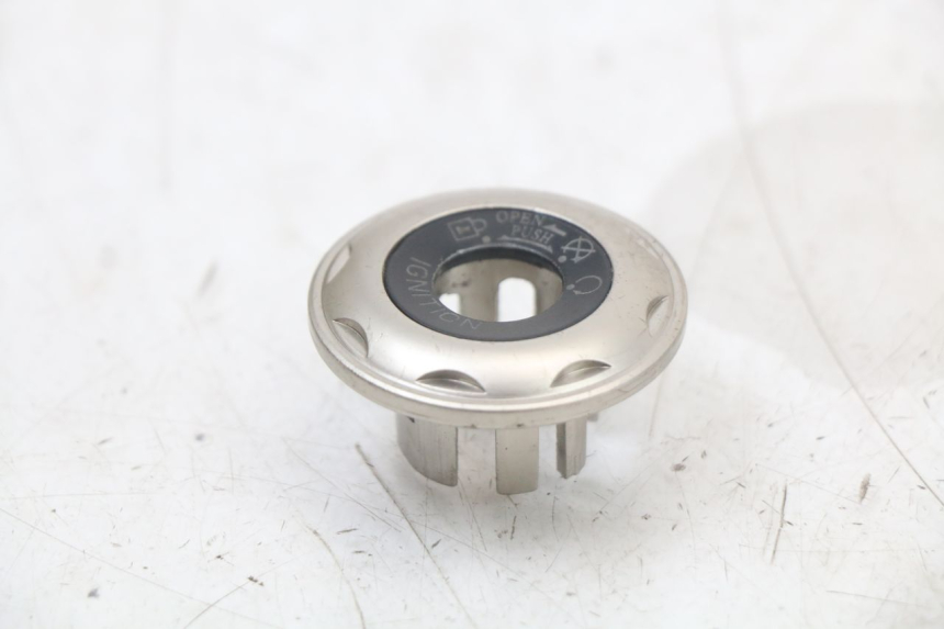 photo de IGNITION SWITCH COVER WAYSCRAL E-START 1 (2018 - 2022) - Main view