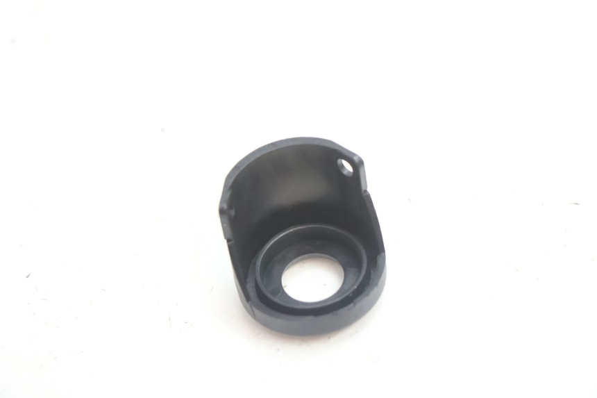 photo de IGNITION SWITCH COVER KAWASAKI ER-6 ER6 N 650 (2005 - 2009) - Alternative perspective