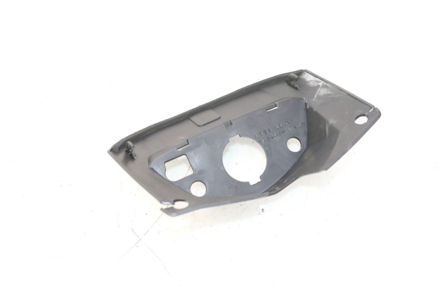photo de IGNITION SWITCH COVER SUZUKI GSR 600 (2005 - 2012) - Component detail