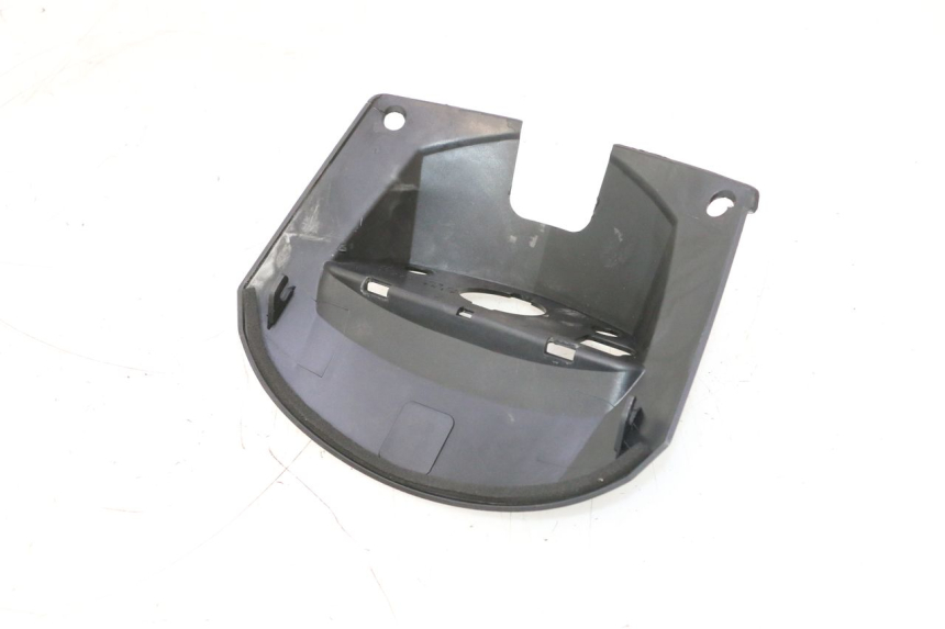 photo de IGNITION SWITCH COVER SUZUKI GSR 600 (2005 - 2012) - Zoom on usage condition