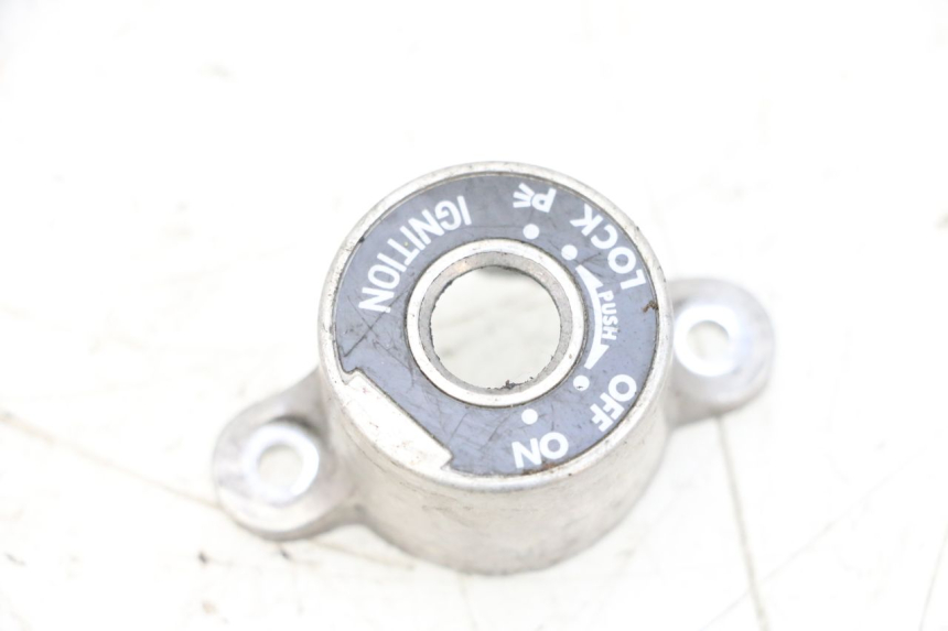 photo de IGNITION SWITCH COVER SUZUKI GSXR GSX-R 1000 (2003 - 2004) - Main view