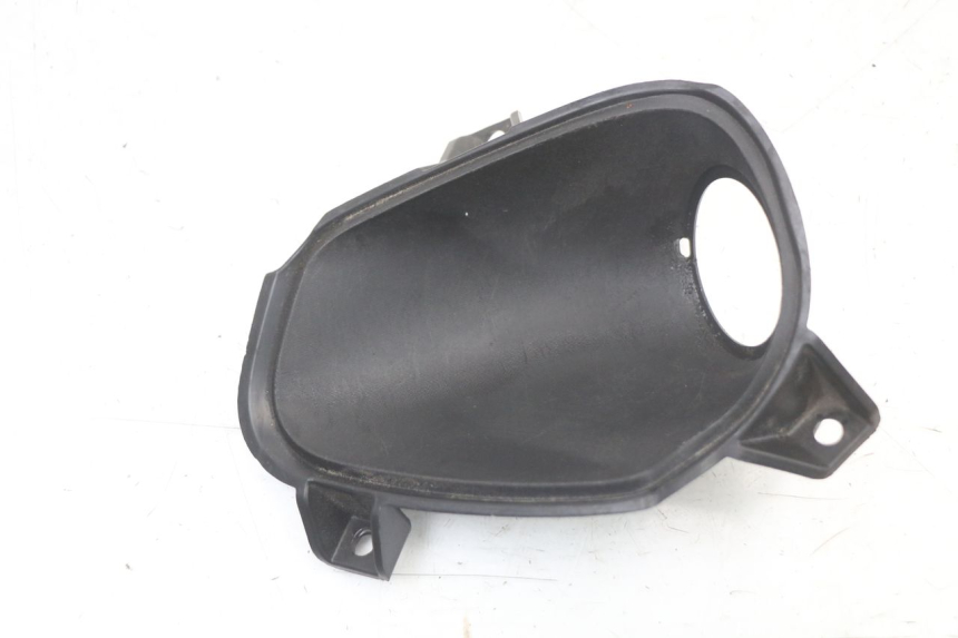 photo de IGNITION SWITCH COVER PIAGGIO MP3 HPE 350 (2018 - 2020) - Zoom on usage condition