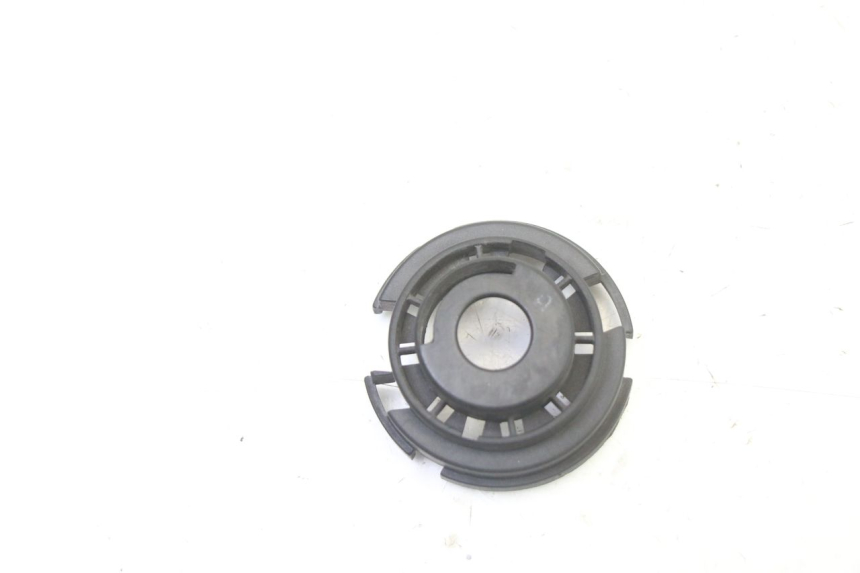 photo de IGNITION SWITCH COVER PEUGEOT SATELIS 250 (2006 - 2012) - Component detail