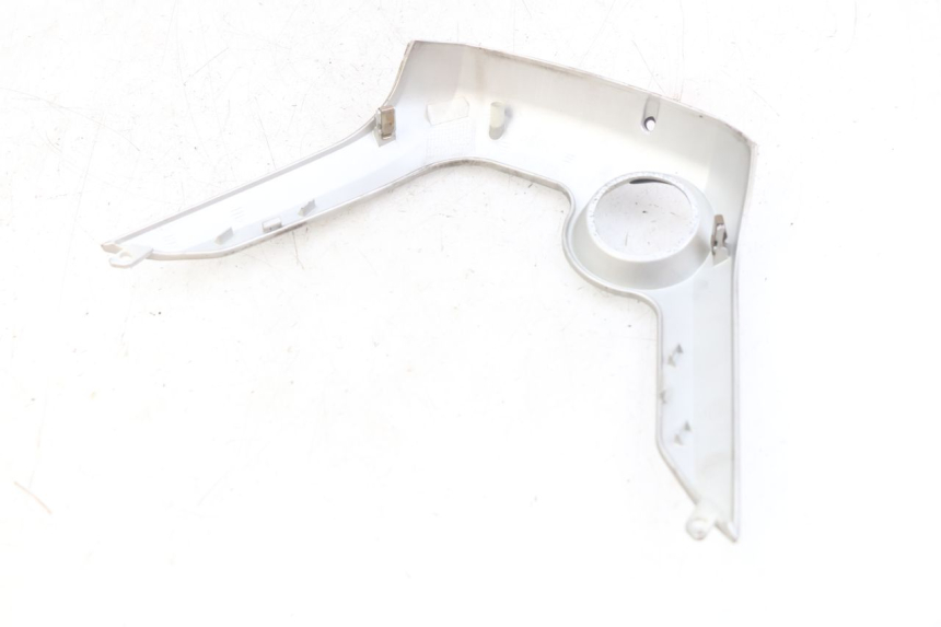 photo de IGNITION SWITCH COVER MBK SKYCRUISER 125 (2010 - 2013) - Component detail