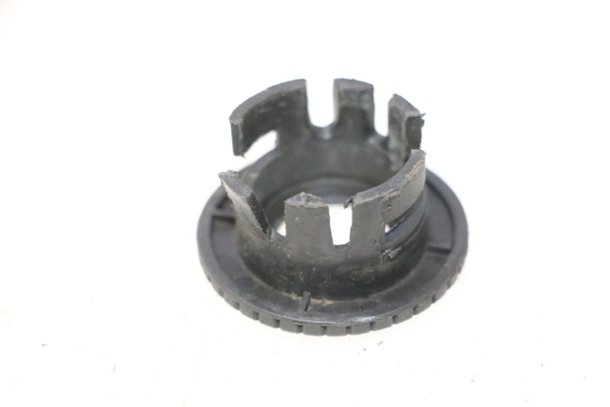 photo de IGNITION SWITCH COVER RIDE SLASH 2T 50 (2012 - 2014) - Zoom on usage condition