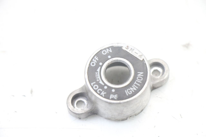 photo de IGNITION SWITCH COVER SUZUKI GSX F GSXF 650 (2007 - 2015) - Main view