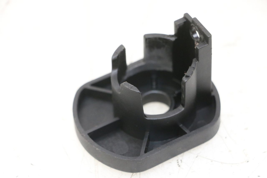 photo de IGNITION SWITCH COVER SYM ORBIT 2 4T 50 (2018 - 2022) - Component detail