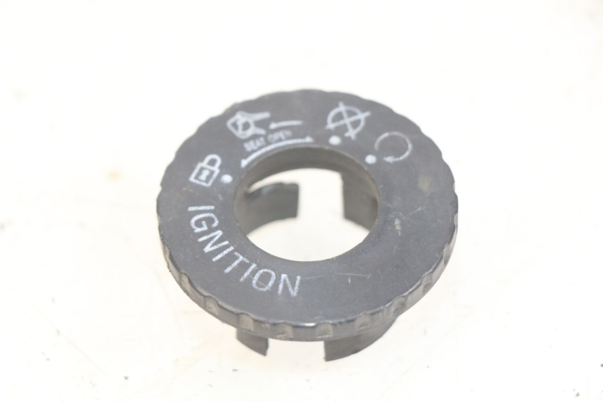 photo de IGNITION SWITCH COVER SYM SYMPHONY 125 (2009 - 2015) - Main view