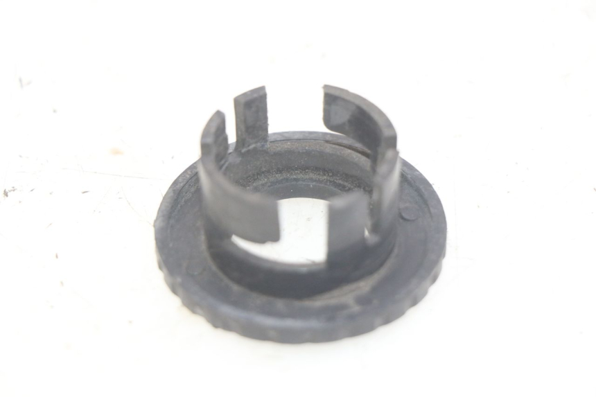 photo de IGNITION SWITCH COVER SYM SYMPHONY 125 (2009 - 2015) - Component detail