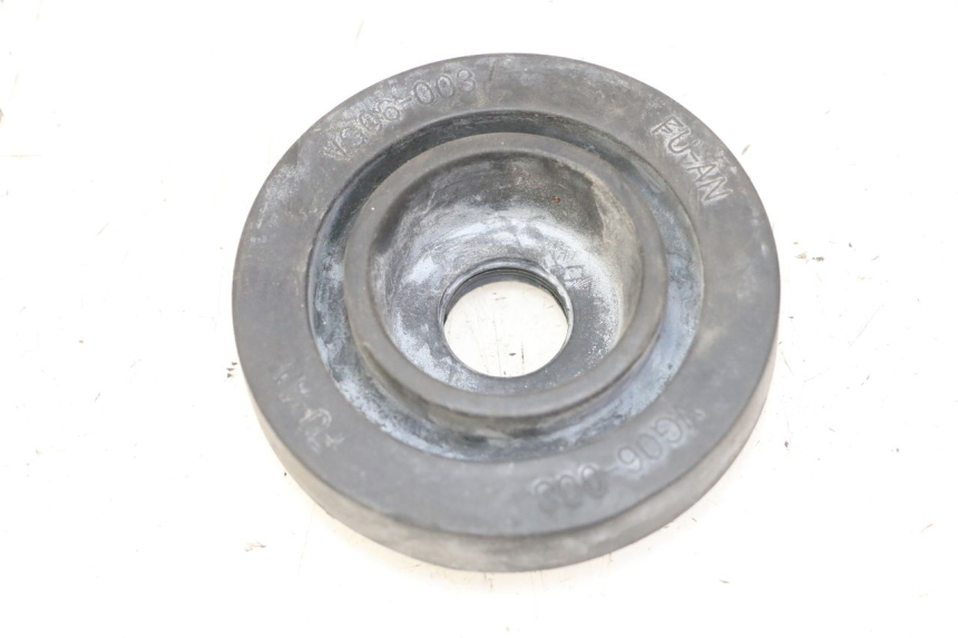 photo de HEADLIGHT DUST COVER KYMCO GRAND DINK 125 (2002 - 2007) - Main view