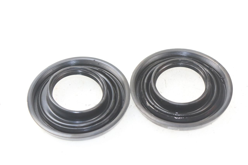 photo de HEADLIGHT DUST COVER SUZUKI GSX-R GSXR K16 1000 (2012 - 2016) - Component detail