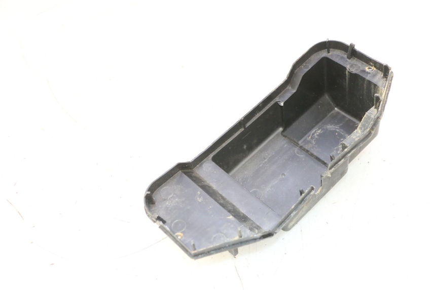 photo de HEADLIGHT DUST COVER BOOM TRIKE FUN 500 (2004 - 2010) - Zoom on usage condition