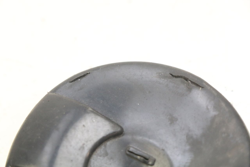 photo de HEADLIGHT DUST COVER PIAGGIO VESPA S 2T 50 (2007 - 2014) - Zoom on usage condition