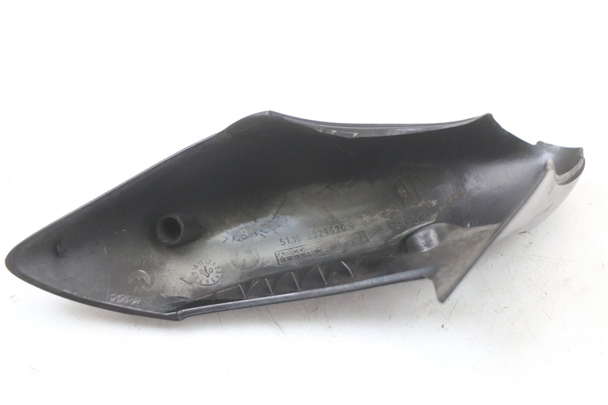 photo de MIRROR COVER BMW C1 125 (2000 - 2003) - Fixing points details