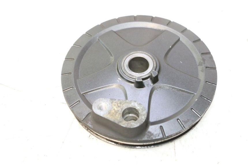 photo de WHEEL COVER YAMAHA X-MAX XMAX 125 (2010 - 2013) - Zoom on usage condition