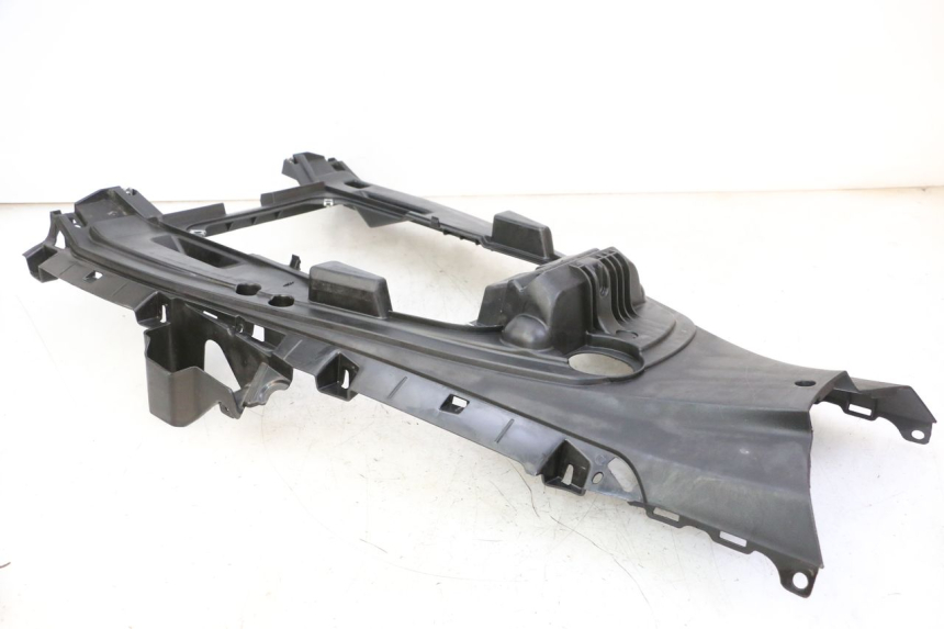 photo de UNDERSEAT PANEL QUADRO 4 4D 350 (2015 - 2018) - Alternative perspective