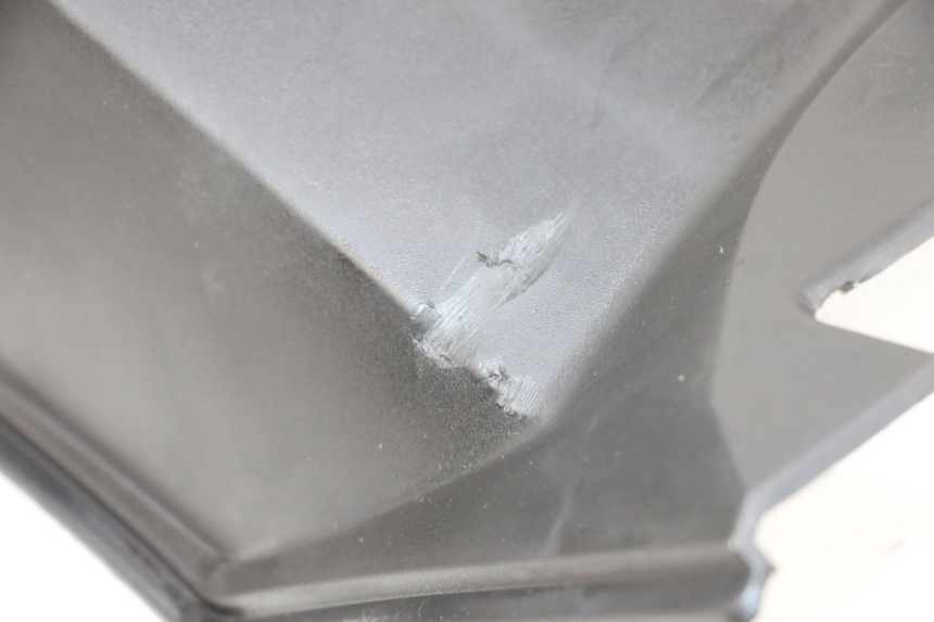 photo de UNDERSEAT PANEL ADIVA AD3 300 (2014 - 2020) - Fixing points details